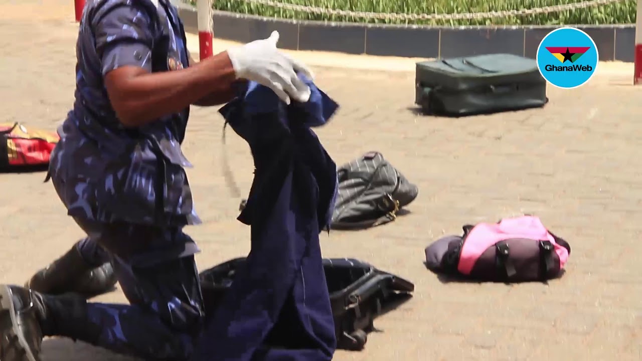 Demonstration on border inspection by canine unit of Customs Division