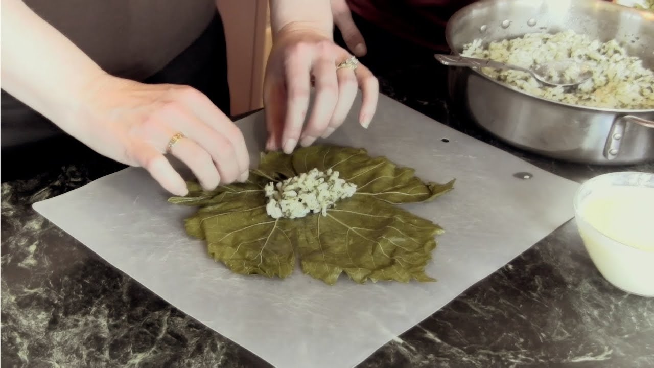 Vegetarian Stuffed Grape Leaves (Dolmades Yalantzi)