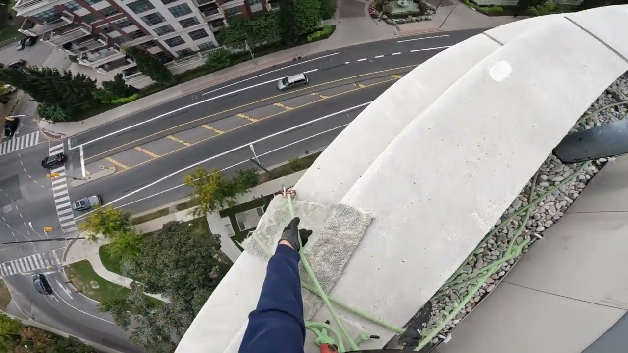 High rise window cleaning | Overhang work with rigging