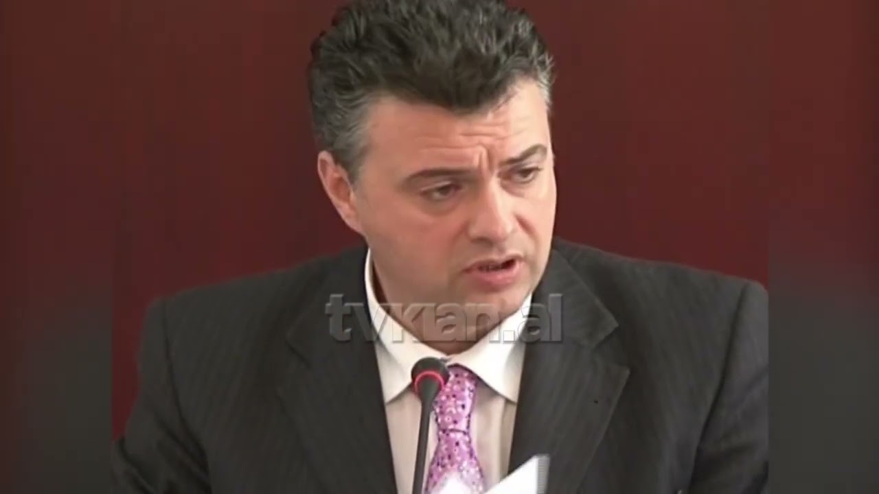 Afati i fundit i regjistrimit, opozita drejt bojkotit, Zguri: Situat&euml; paradoksale-(6 Mars 2011)