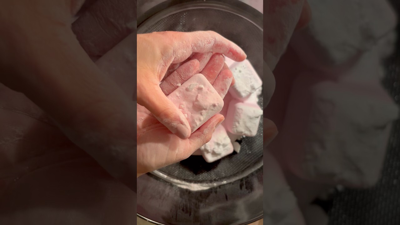 🌸 Crunchy Pink Baking Soda #bakingsoda #crush #crunchycrumbles #asmr