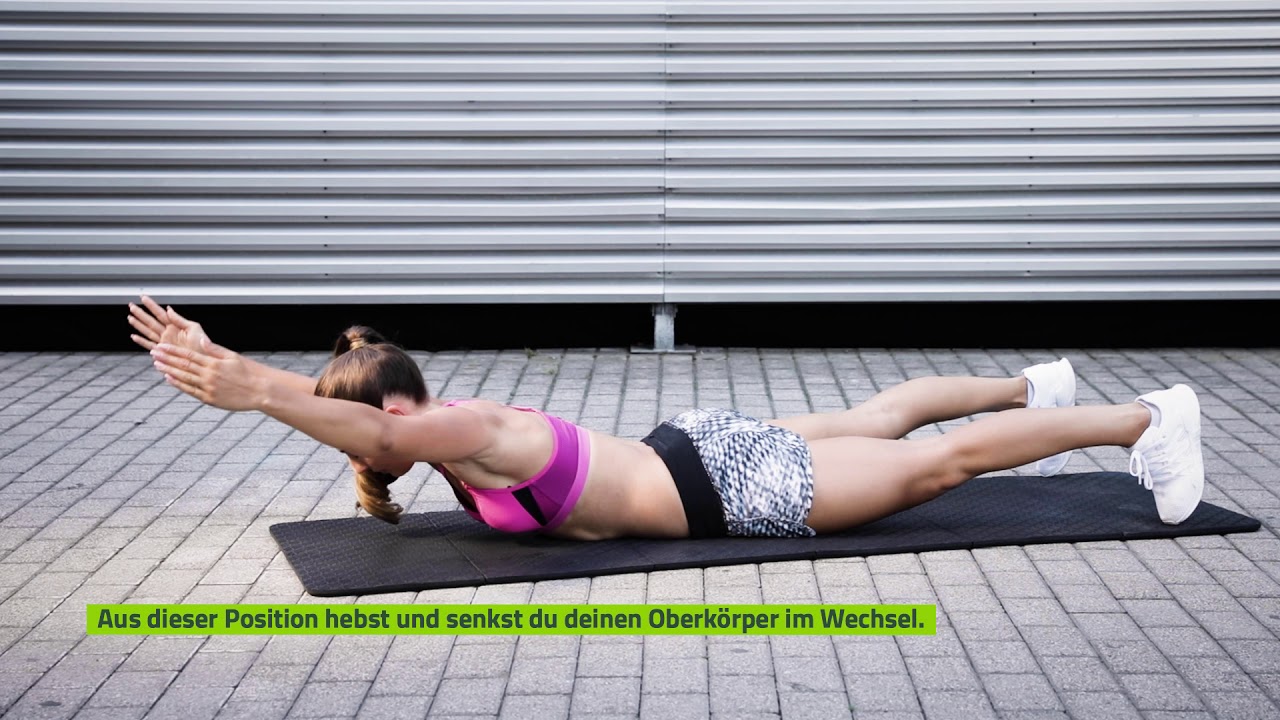BARMER - Workout ohne Ger&auml;te: R&uuml;ckenstrecken in Bauchlage