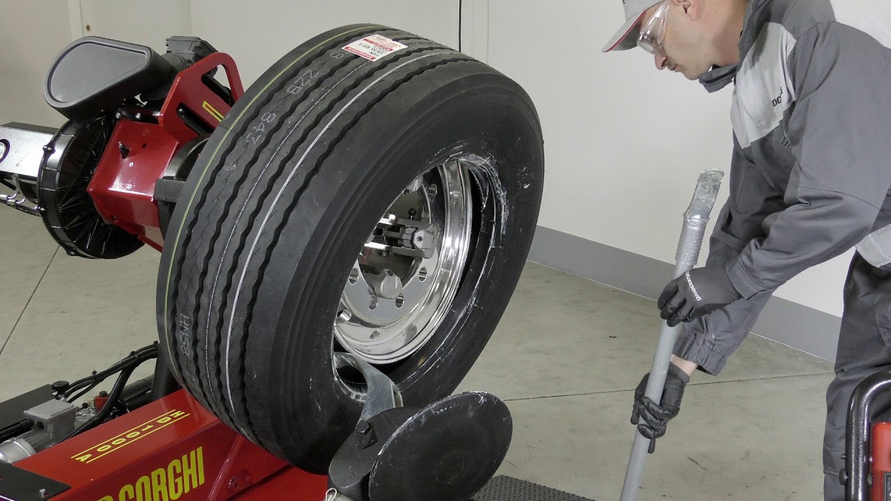 How to mount and demount Alcoa&reg; Wheels (22.5x11.75, offset 120mm)
