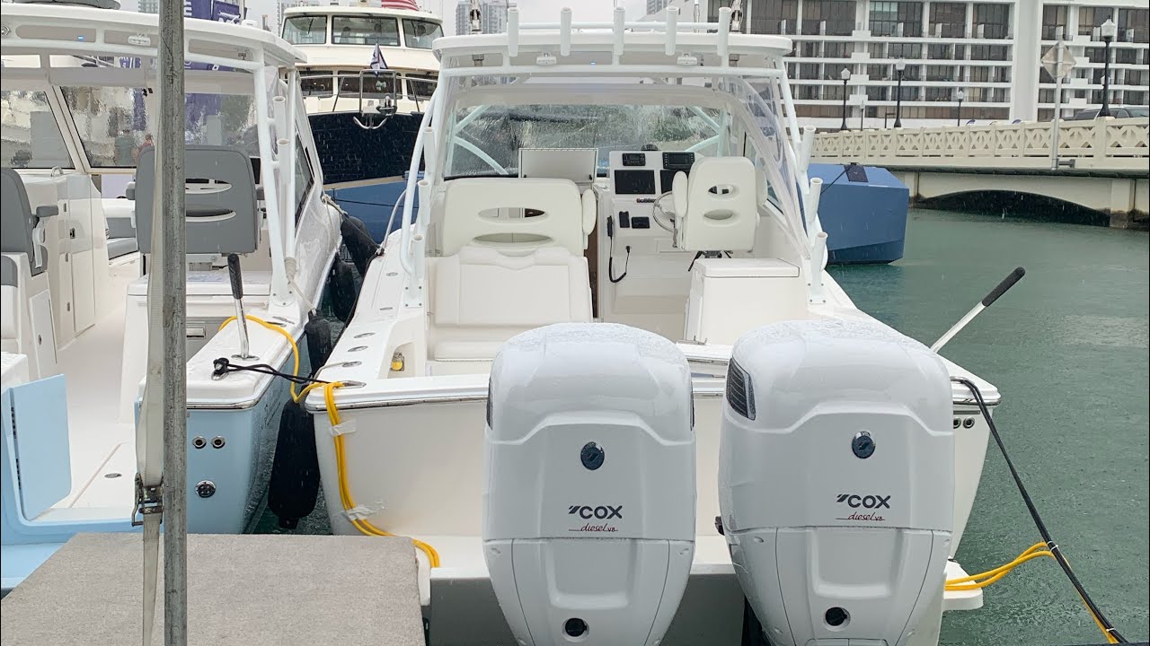 Albemarle 30 Express Miami Boat Show