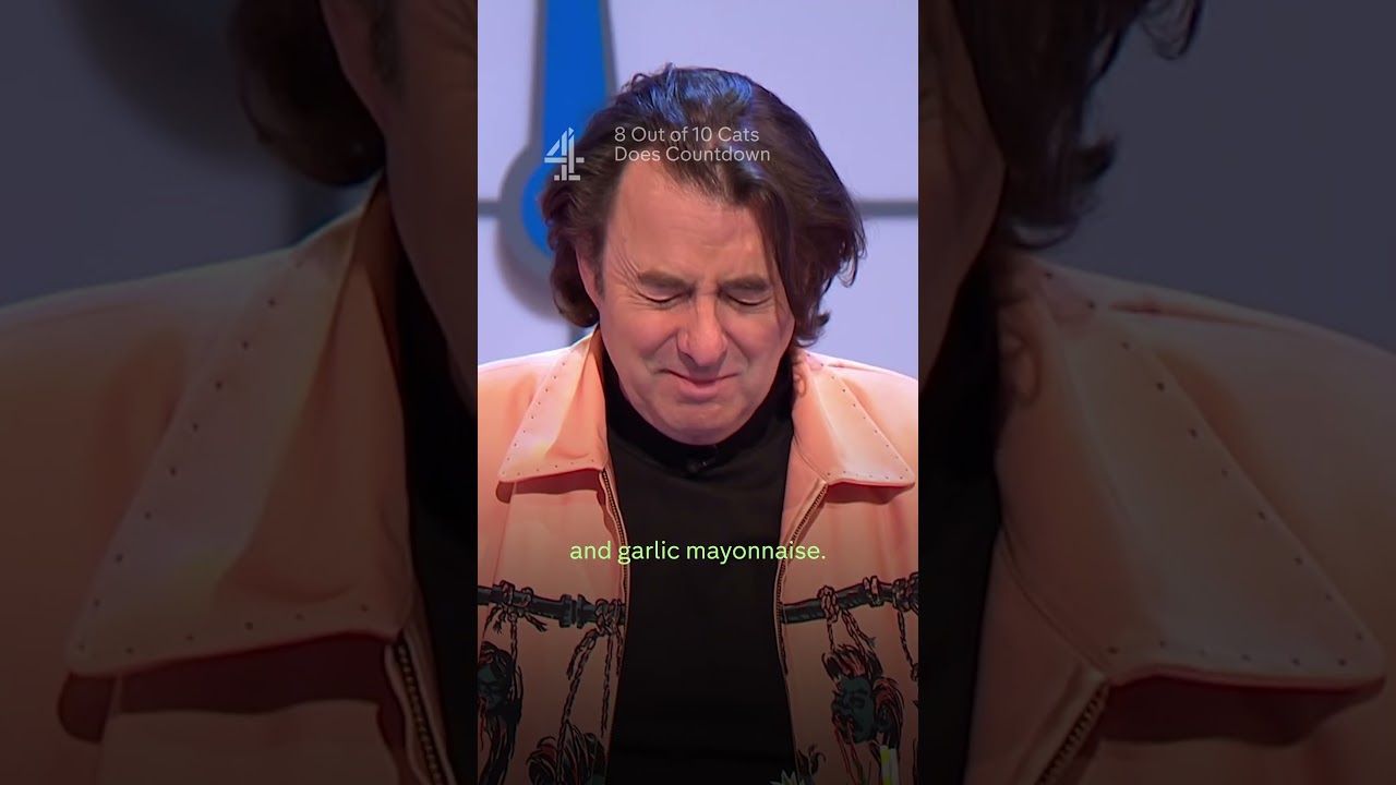 Jonathan Ross and Alan Carr double bluffing? Never&hellip; 👀 #CatsDoesCountdown