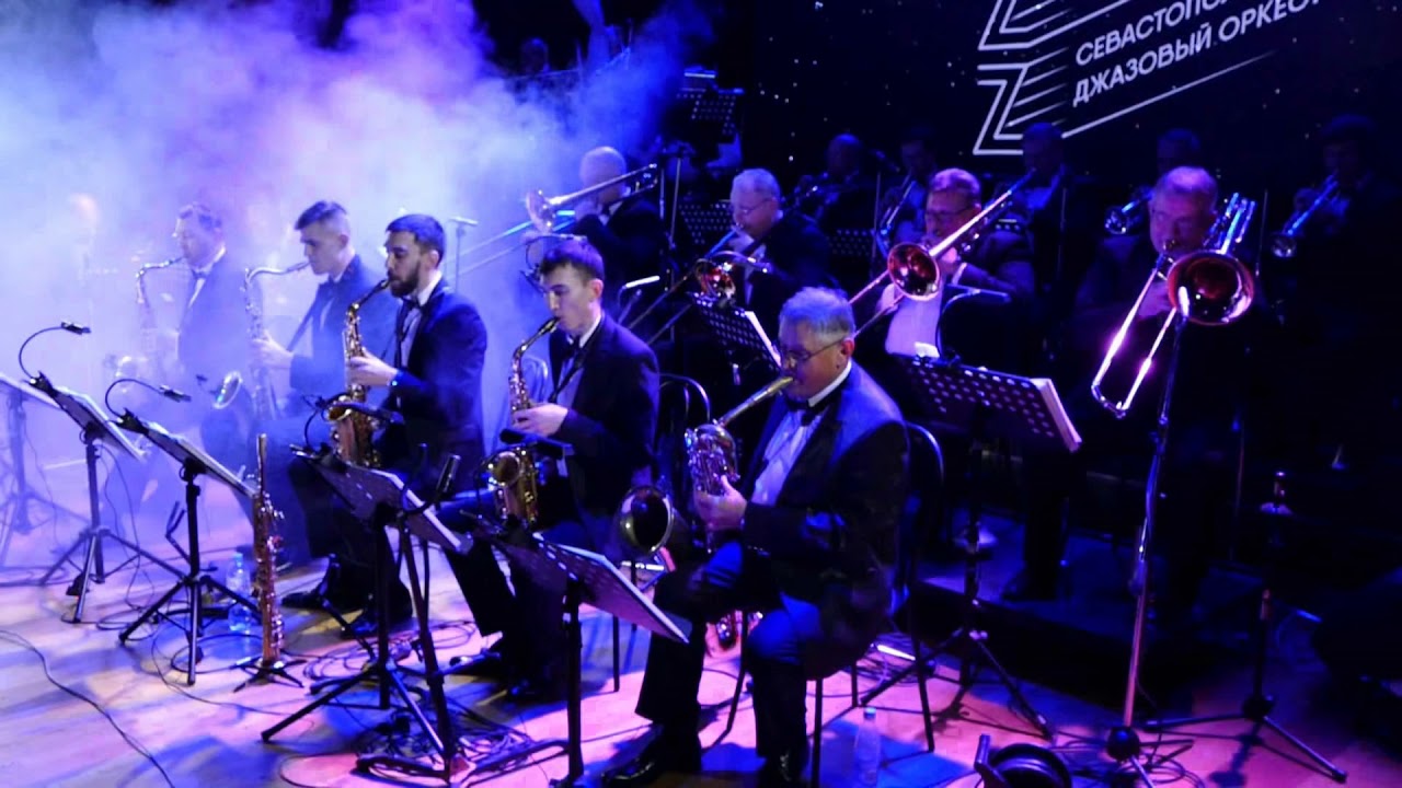 Anna Shakel & City Big Band Sevastopol- I feel good (J.Brown)