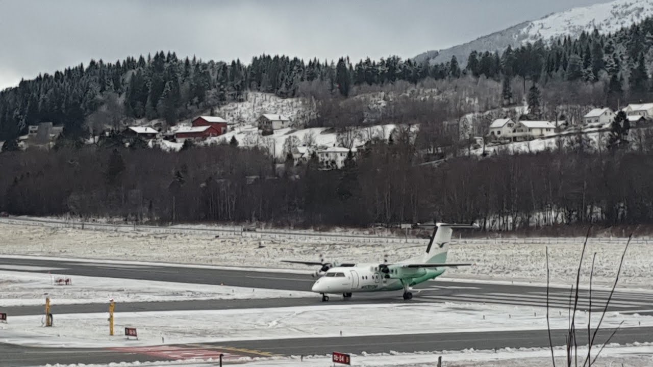 Ørsta Volda Lufthamn Winter Weather and Widerøe Dash 8-100 arriving and departure
