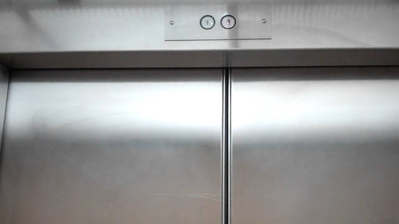 Holyoke, MA: O/W/H Westinghouse Hydraulic Elevator @ Sears, Holyoke Mall at Ingleside