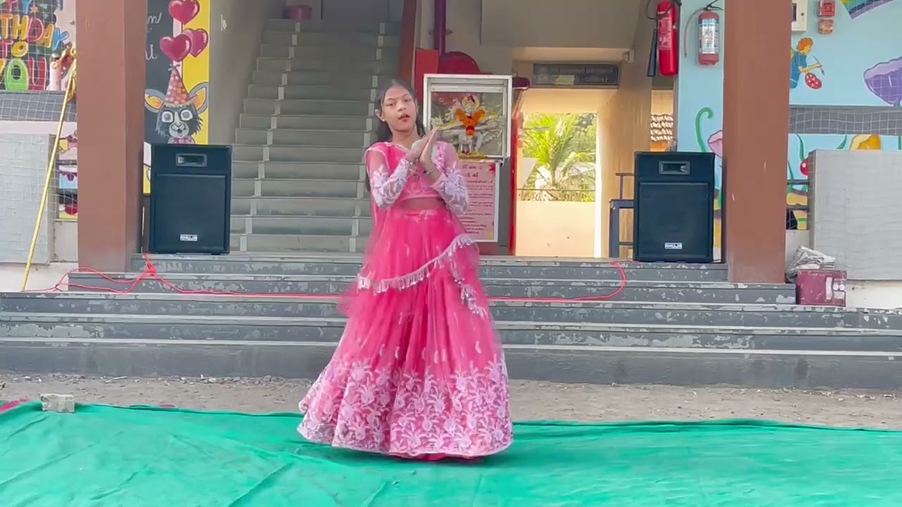 Nepali students dance ❤️