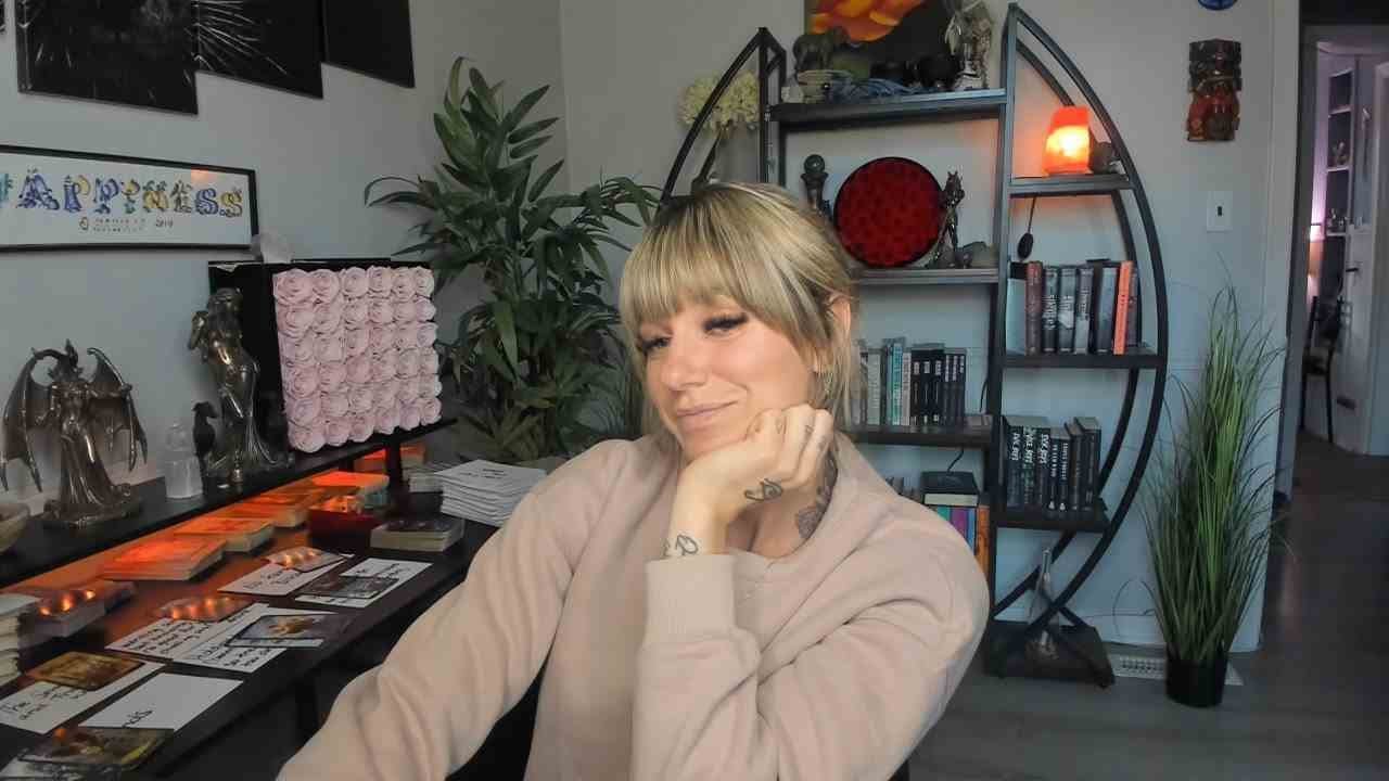Увидеть в тебе что-то, чего они никогда раньше не видели