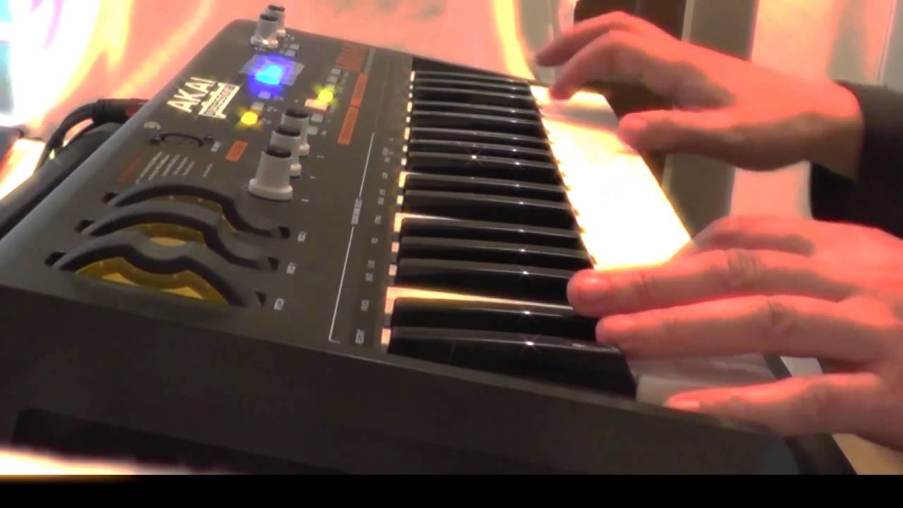 Akai MINIAK Demo Part 4 Pads and Multi