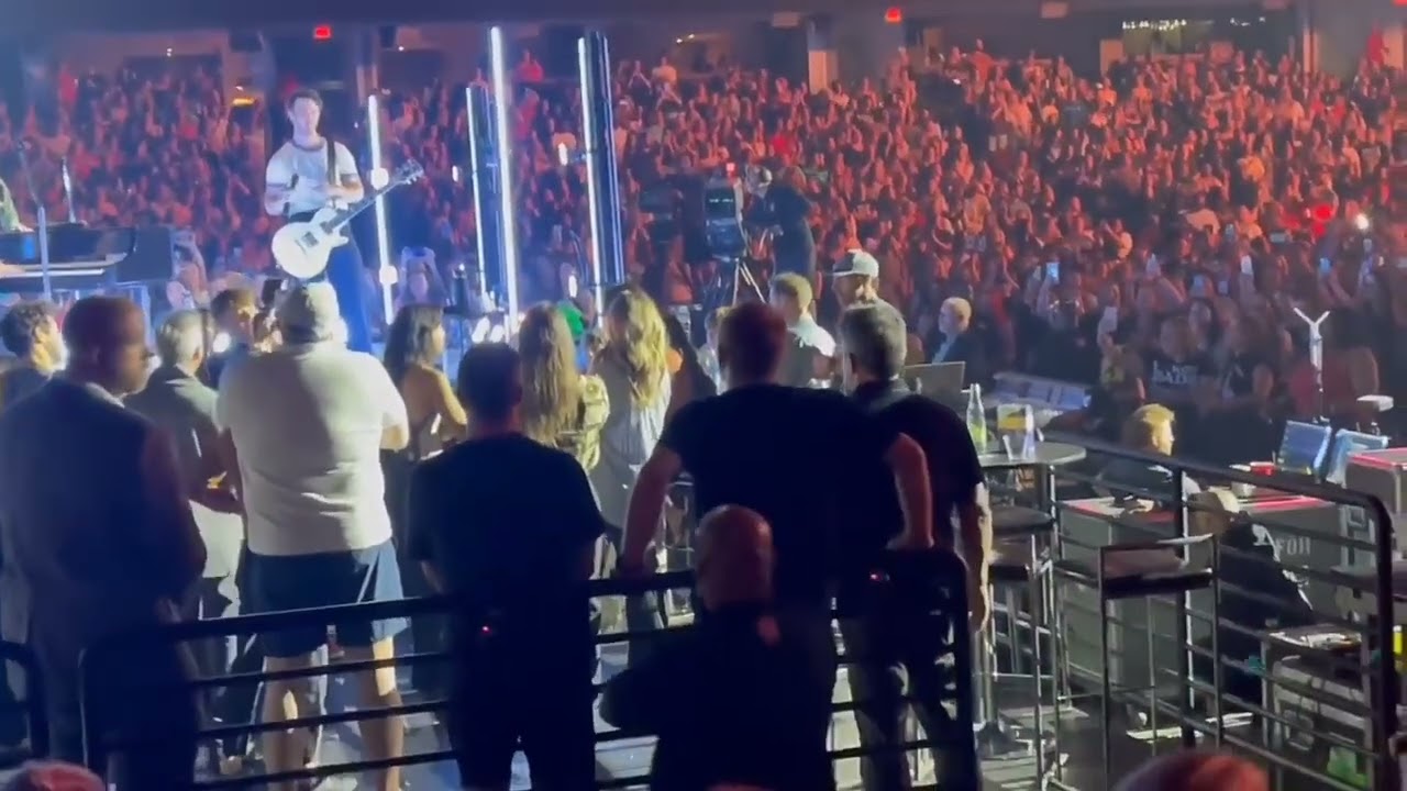 Jonas Brothers- Celebrating Danielle's Birthday: Cleveland Concert 9/18/23