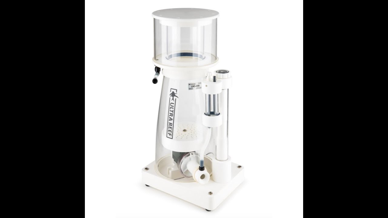 The New Ultra Reef Protein Skimmer Air Intake valve and water output adjustment.