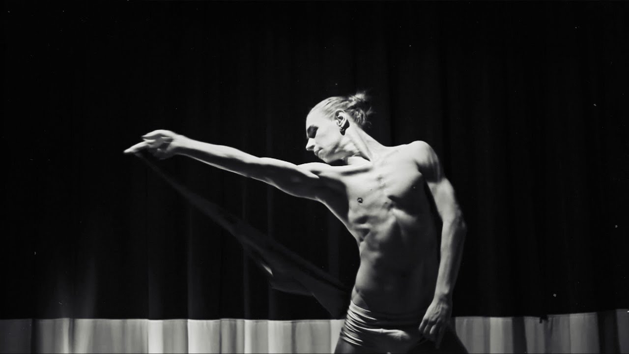 Yann Tiersen - Sur le fil (Choreography by Tolik Frolov)