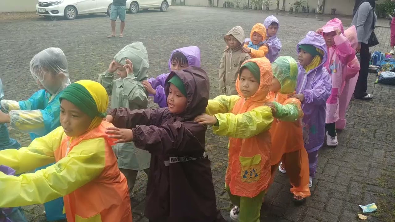 Kunjungan outing class TK Aisyiah 1 Kauman Blora