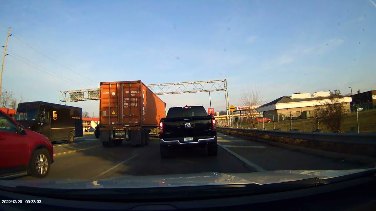 Driving on Route 57 onto Lorain Blvd in Elyria, Ohio December 2022