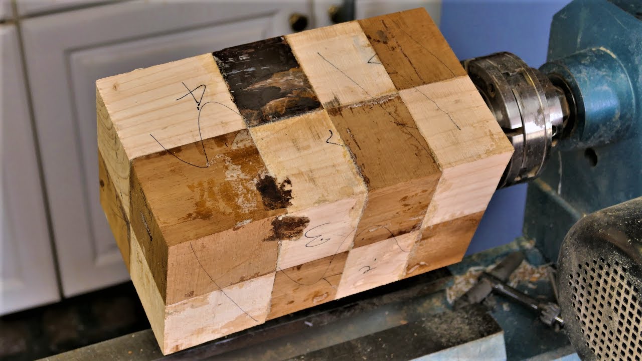 Woodturning - The Checkered Wood
