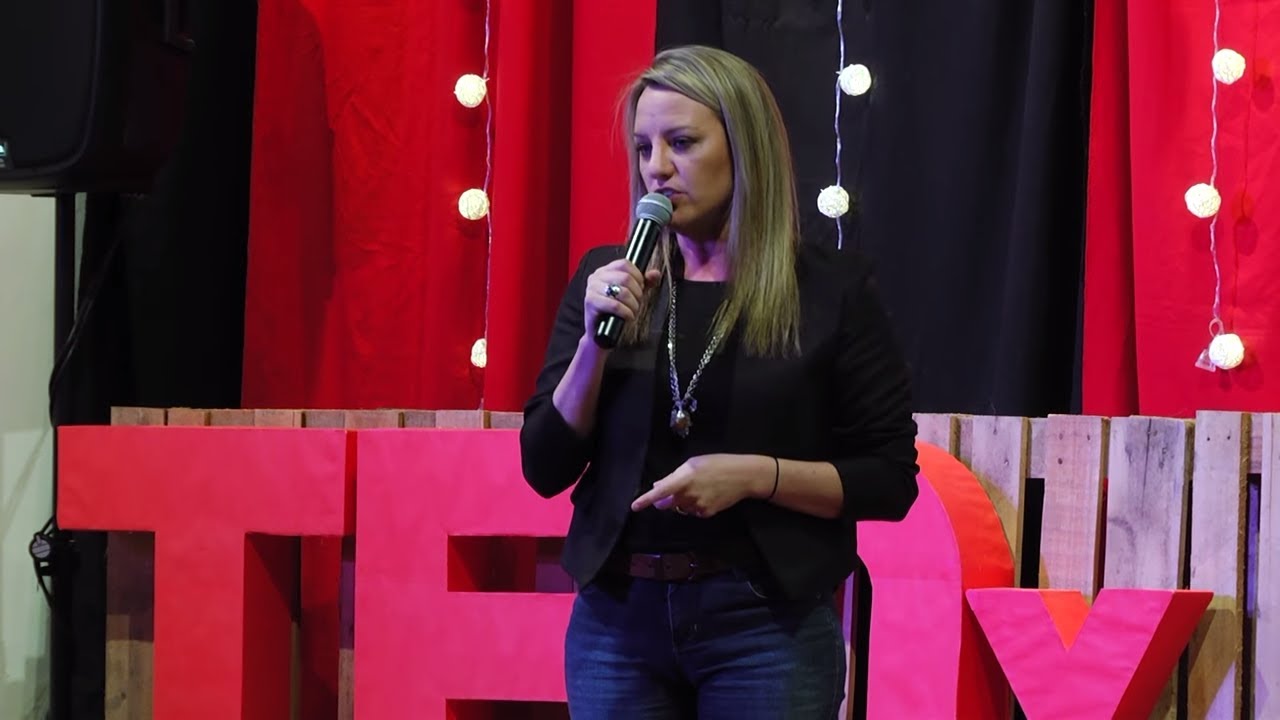 La juventud está perdida | Leticia Piriz | TEDxDurazno