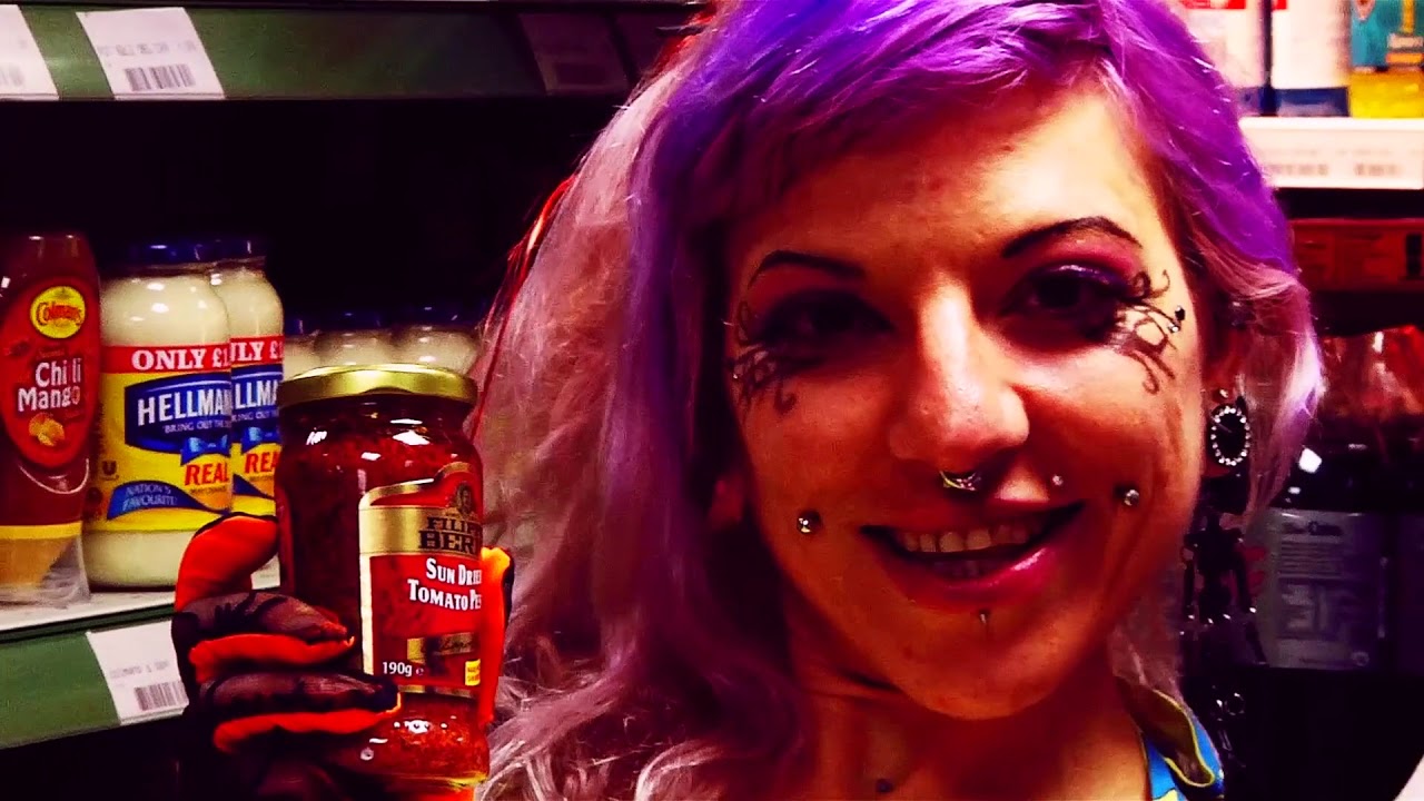 Spidarlings (2016) Kerching - Movie Scene
