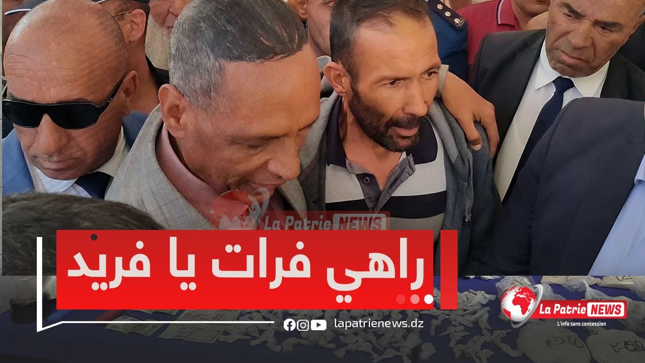 مواطن يذرف الدموع  أمام والي باتنة  