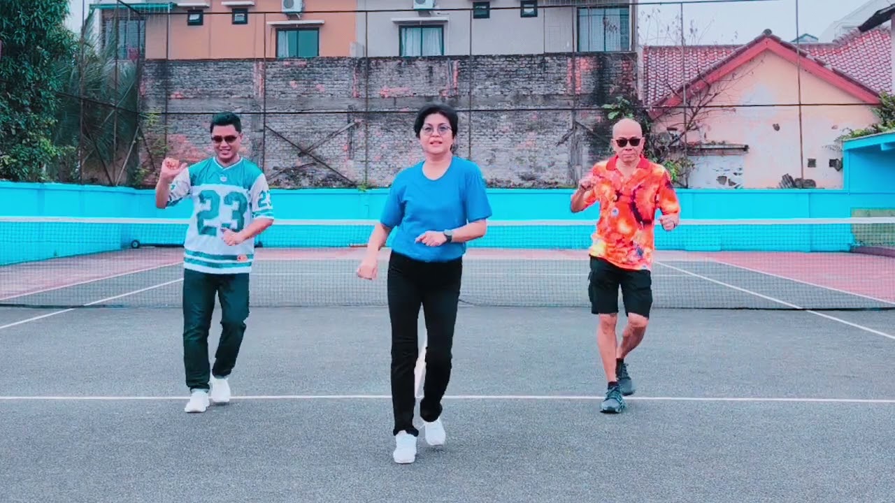 Ai Pia Cia Eh Iang (爱拼才会赢) - Line Dance / Demo : Yani - Ce Lusy - Ko Asin ( Rajawali Palembang )