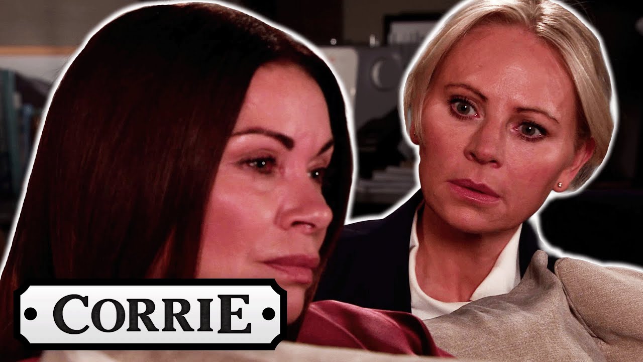 Carla Questions If She's Losing Lisa | Coronation Street