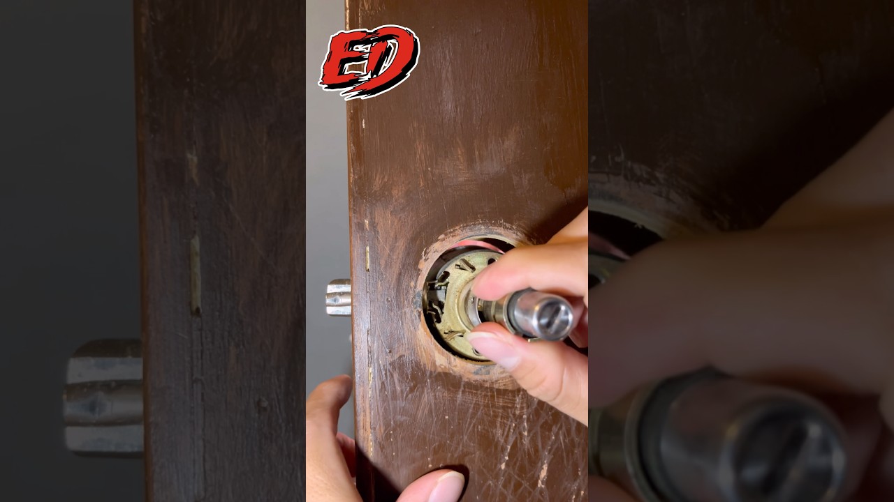 ✅TE ENSE&Ntilde;O COMO CAMBIAR TU CERRADURA DESCOMPUESTA #puerta #cerraduras #mantenimiento #reparaci&oacute;n