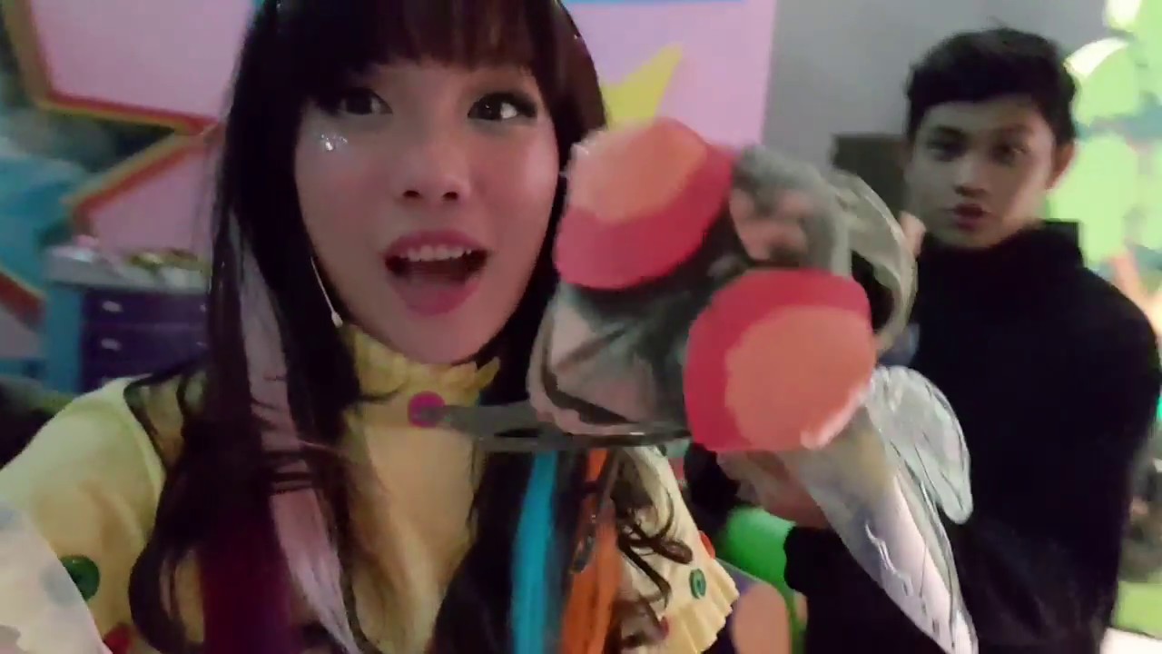 BEHIND THE SCENES - SHOOTING HI-5 INDONESIA