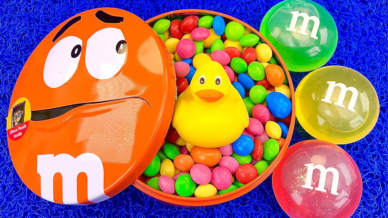 Satisfying Video | Mixing Candy in M&M's Rainbow Palette with Sparkle Playdoh Lollipop Cutting ASMR