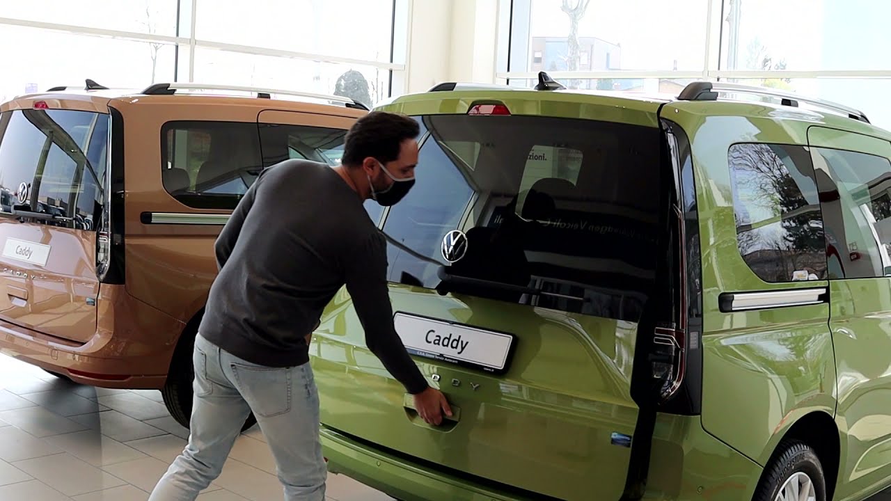 2021 Caddy, come caricare una bicicletta.