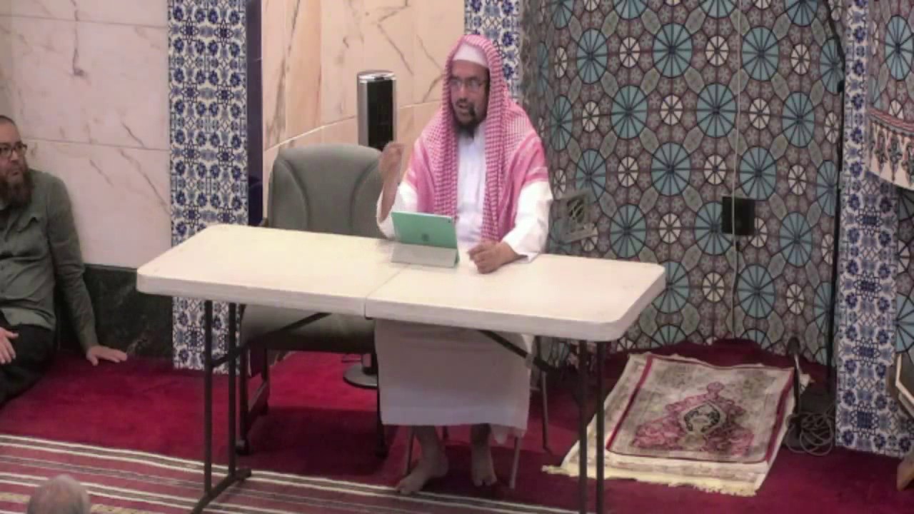 Seerah #23 - Uqbah ibn Abi Mu'ayt Insults the Prophet