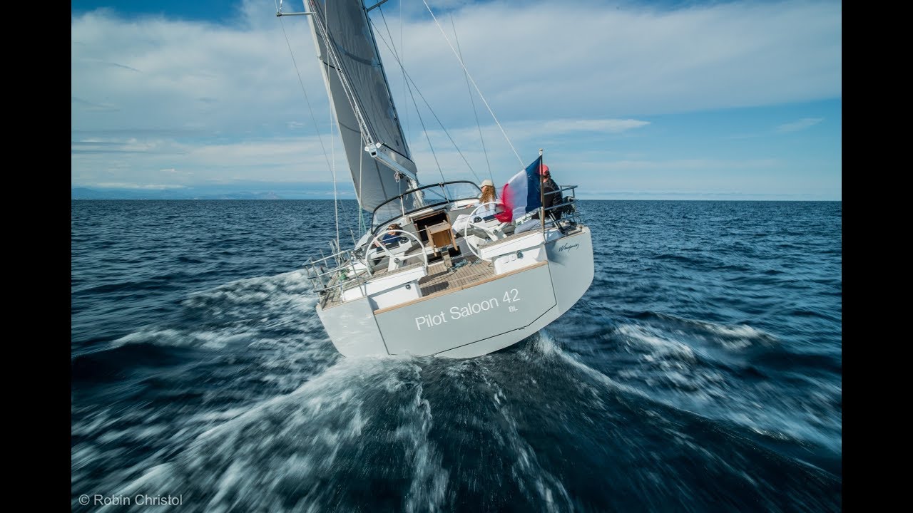 Wauquiez Pilot Saloon 42 yacht review. Тест новой яхты  (English subtitles)