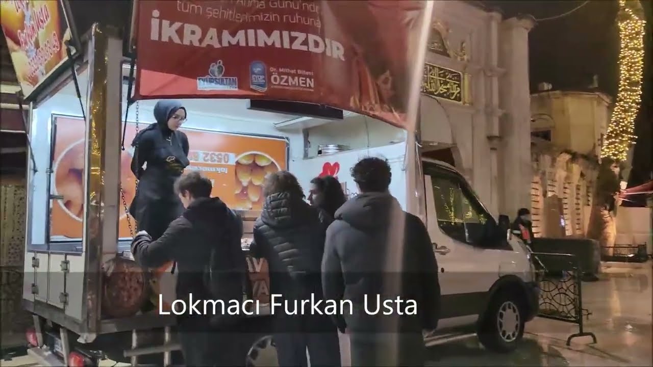 Eyüp Sultan Caminde Hayır Lokması Döküyoruz - Lokmacı Furkan Usta