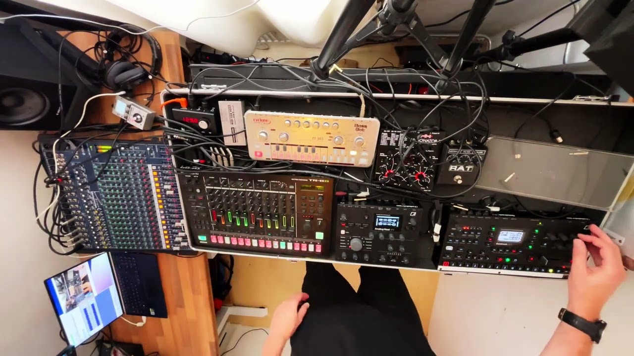 Happy 909 day 2025!