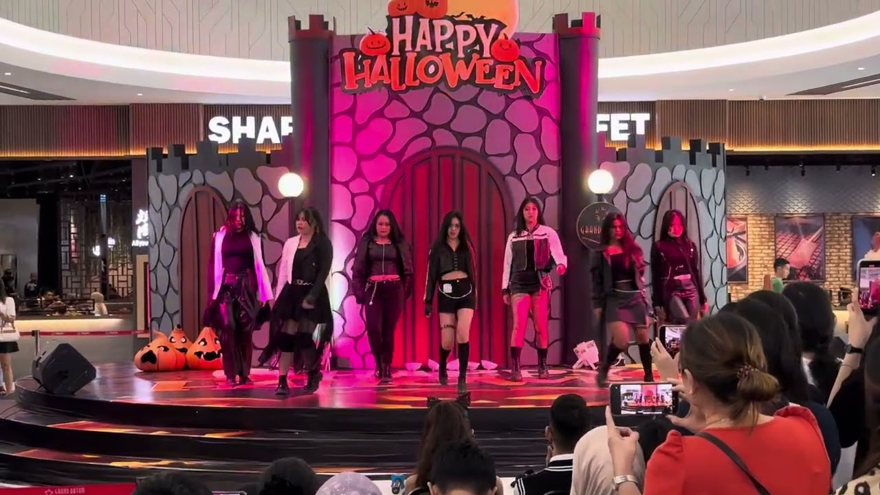 Intro + Dreamcatcher - Scream Dance Cover by Lipstin