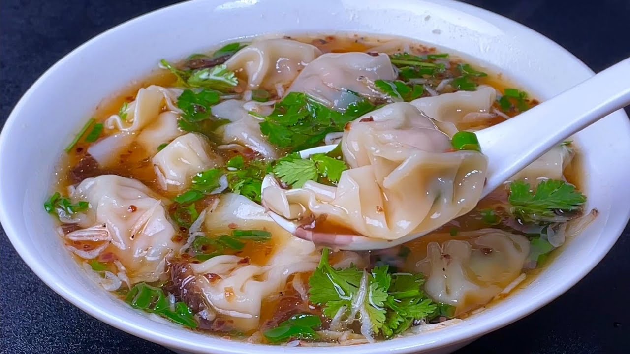 馄炖好吃有诀窍，教你千里香馄饨秘制配方，汤鲜肉嫩，太香了