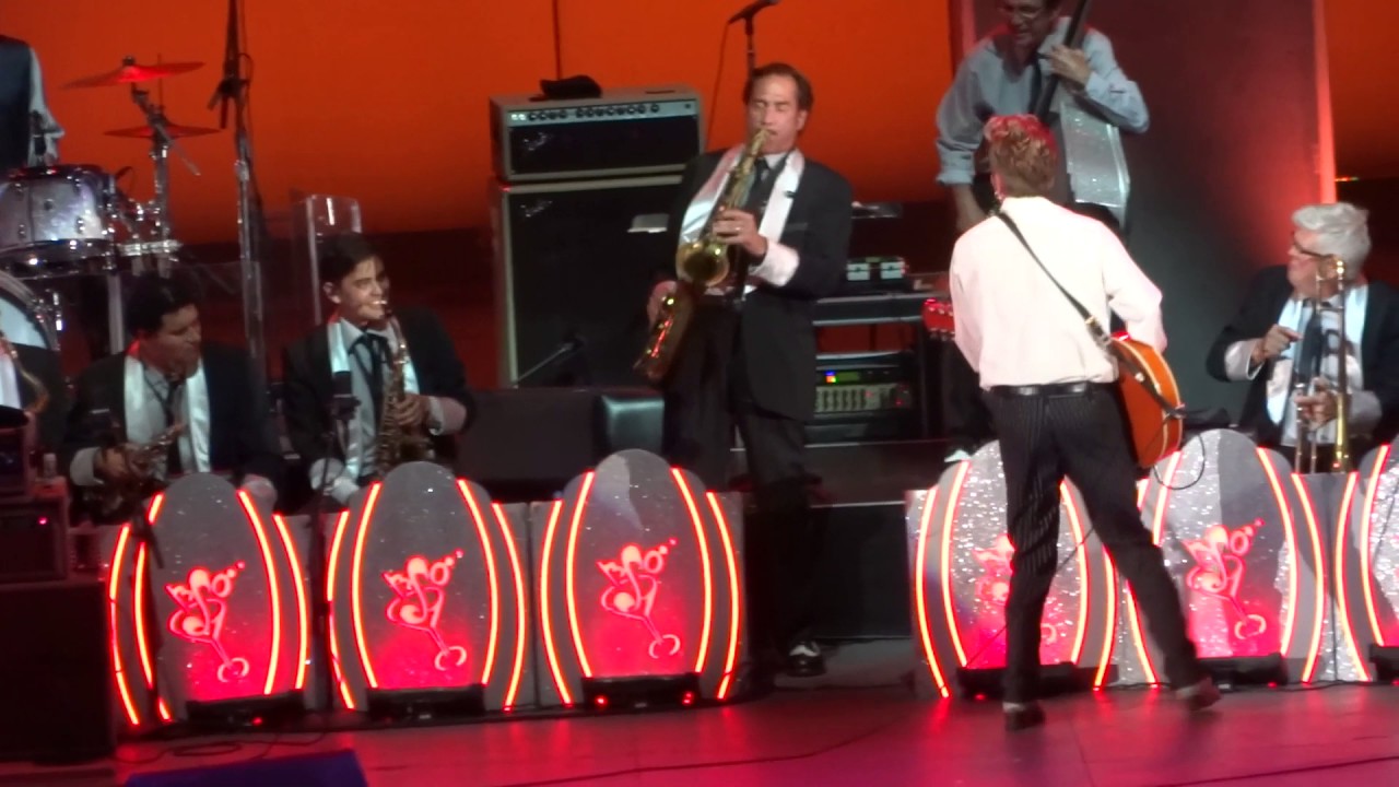 Brian Setzer Orchestra Lets shake, Jump Jive and Wail Hollywood Bowl