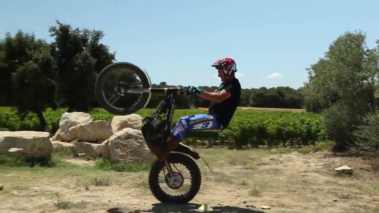TUTO Apprendre à cabrer en Moto Trial