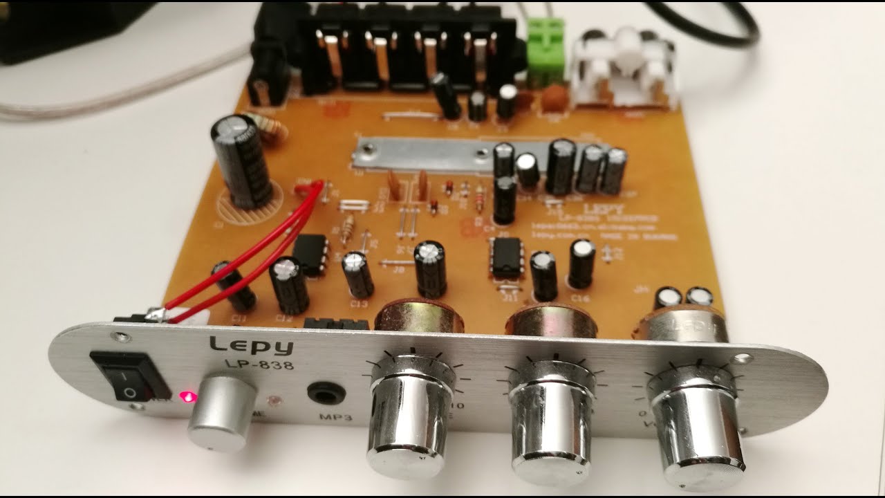 Я чуть не сжег свой Lepy LP-838, пытаясь узнать, что внутри.