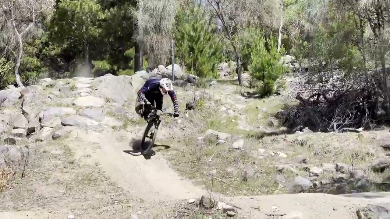 Attempting to jump the Stromlo G20 drop! (Oct 23) Epic MTB jump, Stromlo Downhill trail