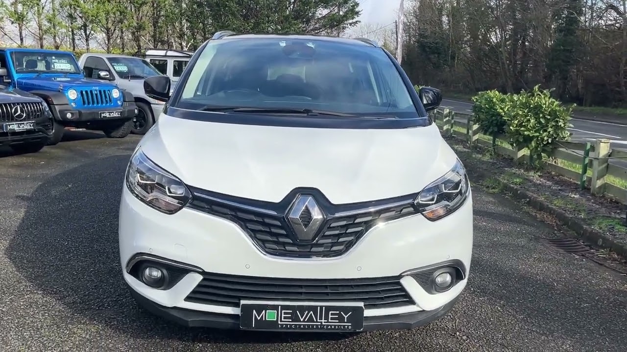 Mole Valley Renault scenic grand signature.