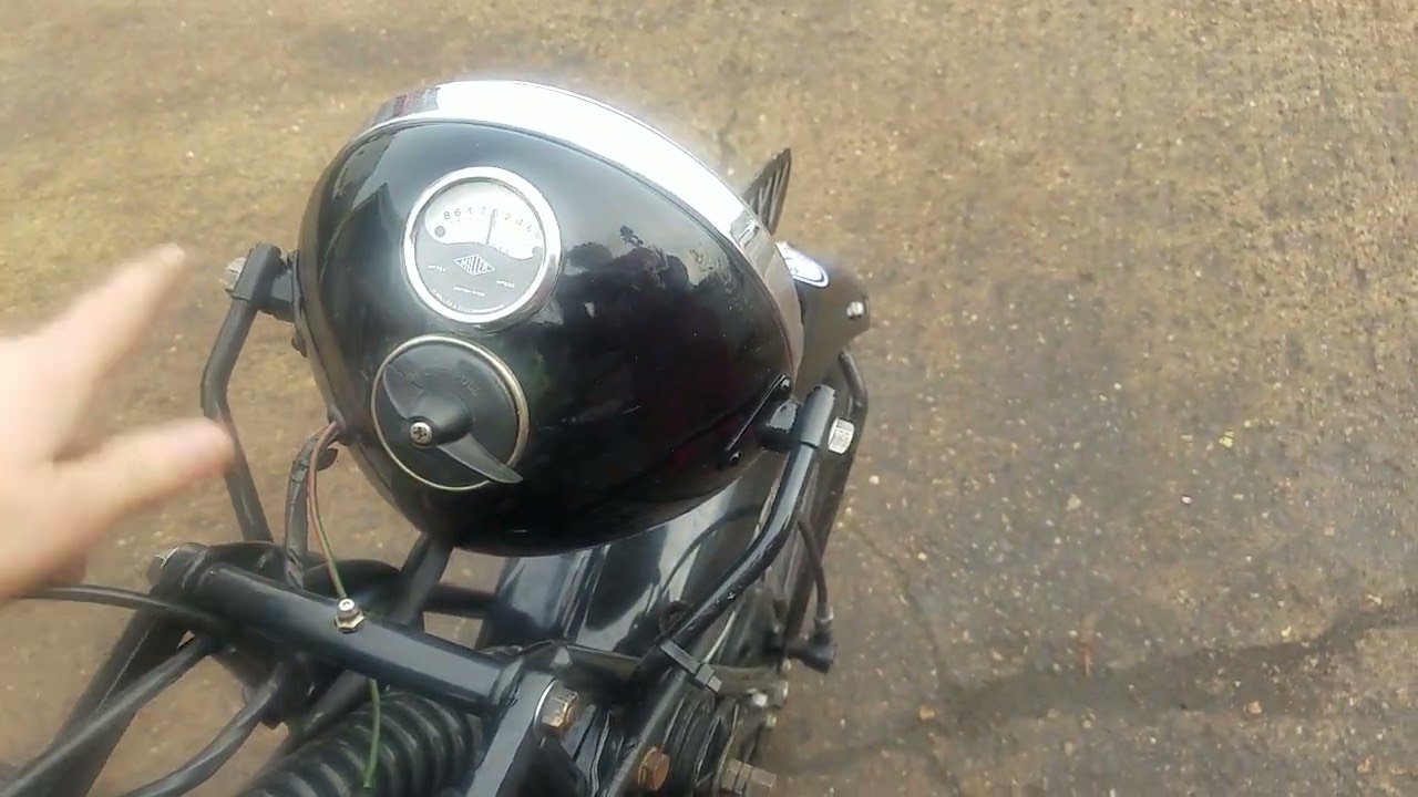 1946 Velocette MOV 250cc at Andy Tiernans #09421VEL