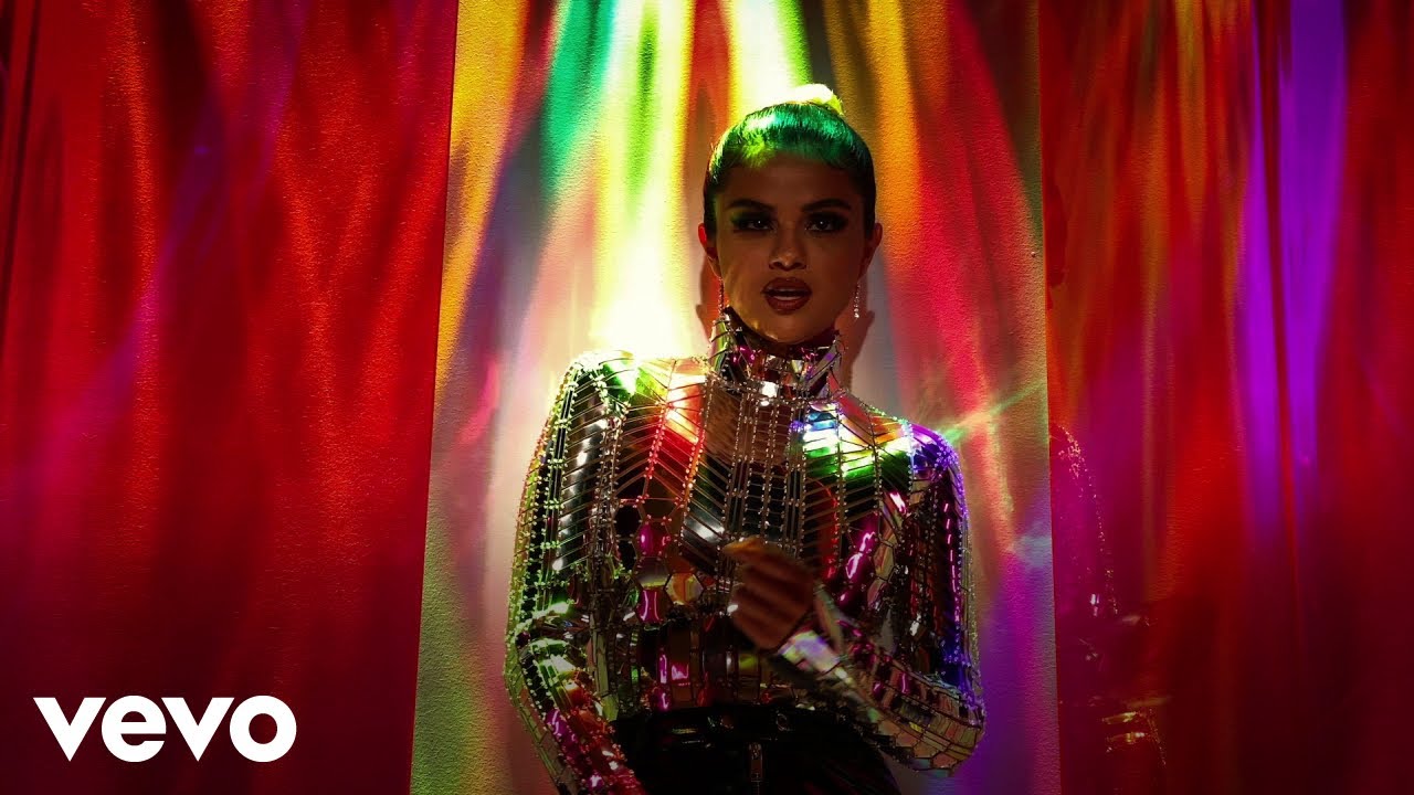 Selena Gomez - Look At Her Now (Pop Up Video)