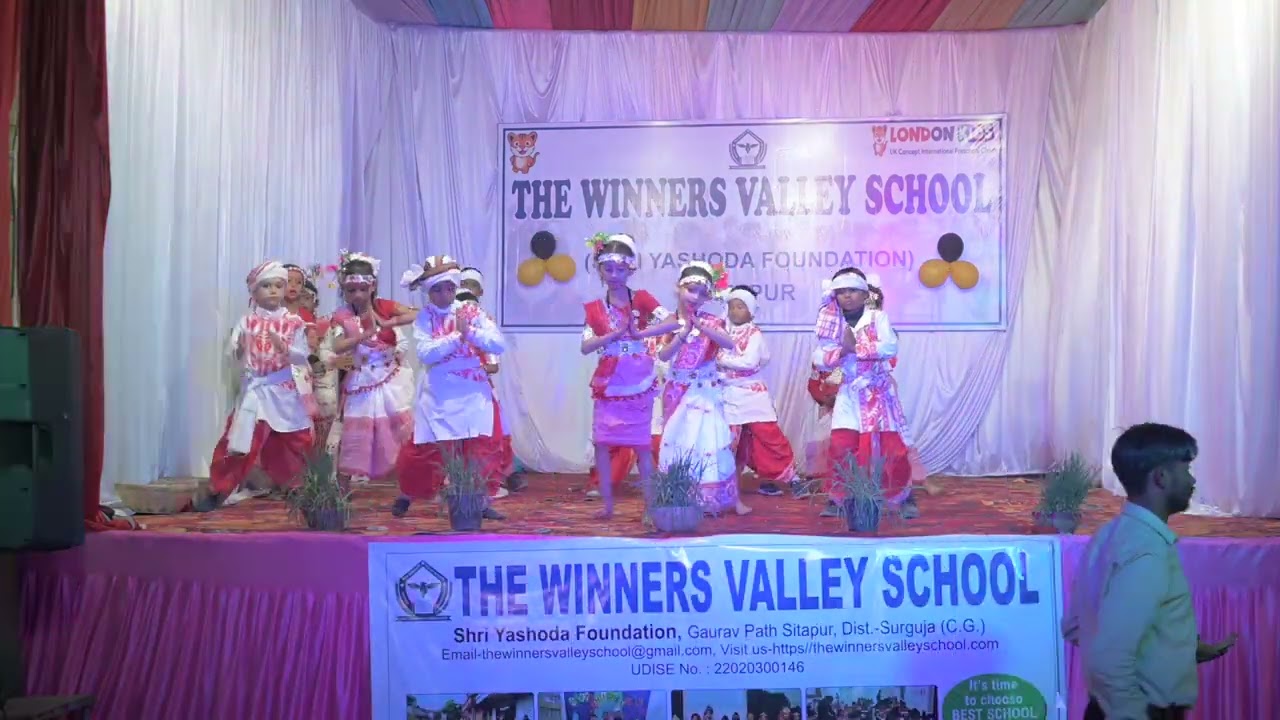 Chhote Kalakaar, Bada Dhamaka | Class 1 Cute Chhattisgarhi folk dance