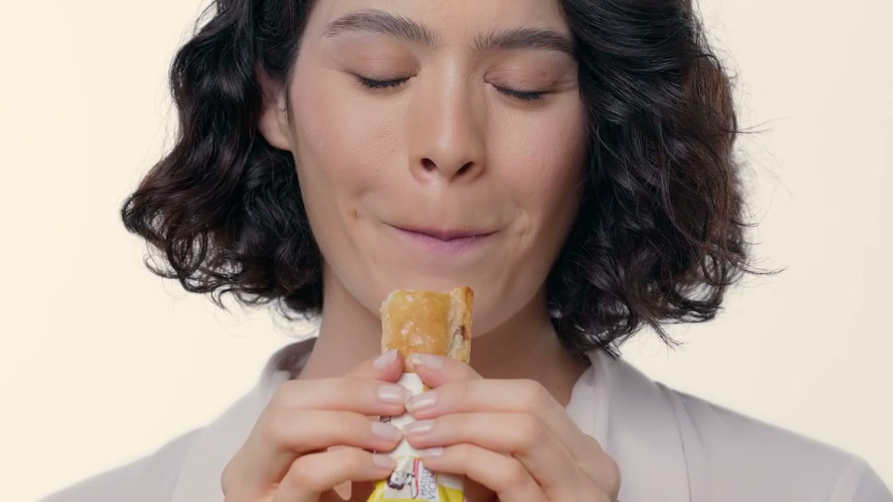 Matilde Vicenzi - Delizia Hazelnut Cream puff pastry snacks