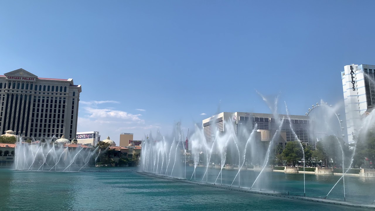 Uptown funk ( Bellagio Fountains ) 2021 ( Summer )