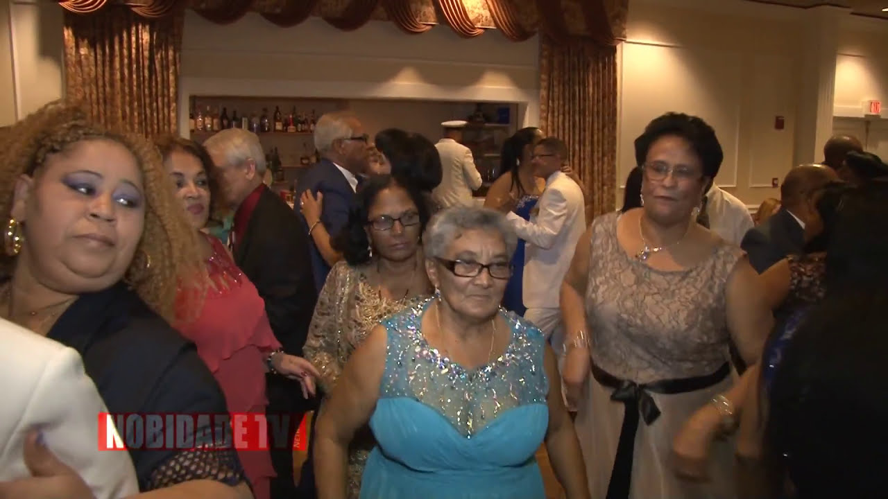 NobidadeTV Grupo Cretcheu New Year Eve 2016-17