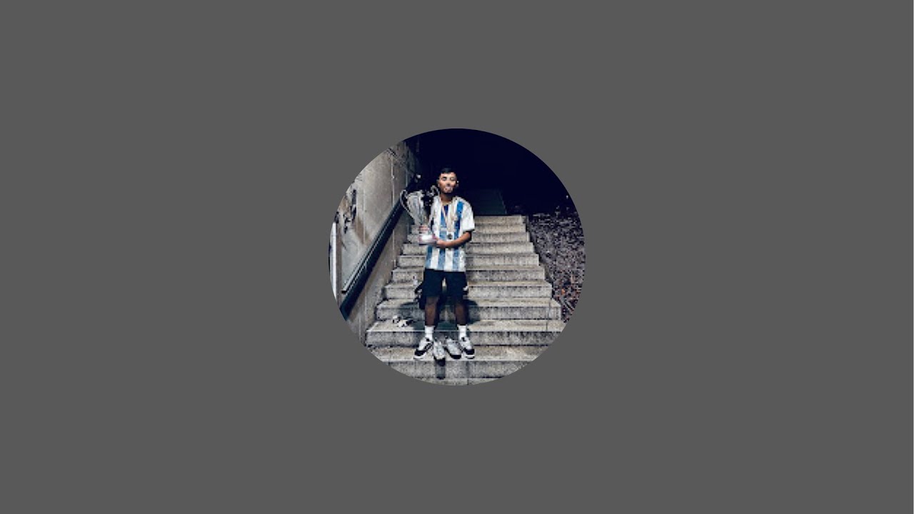 Sebastian Moreno Parra is live