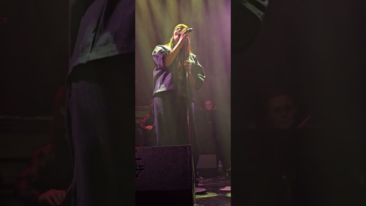 NEED ME - SIENNA SPIRO( HOXTON HALL)