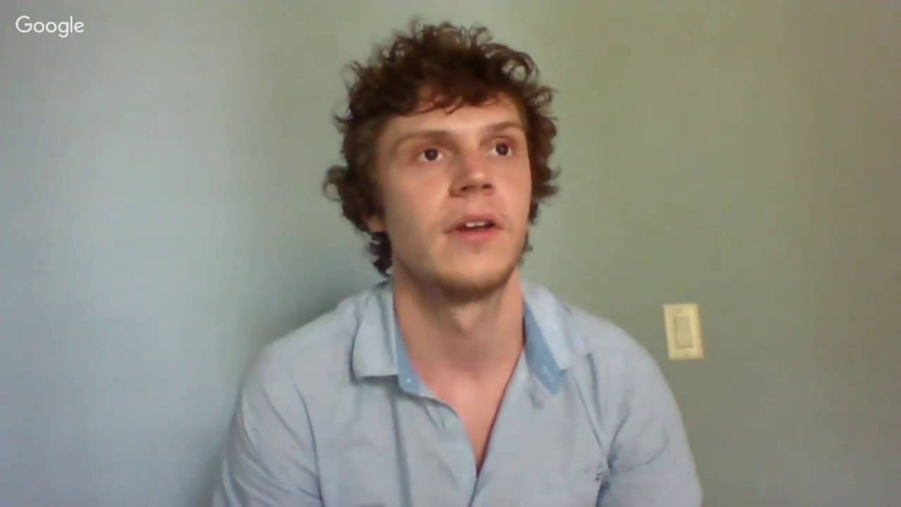 Evan Peters chats about 'American Horror Story: Hotel' and 'X-Men: Apocalypse'